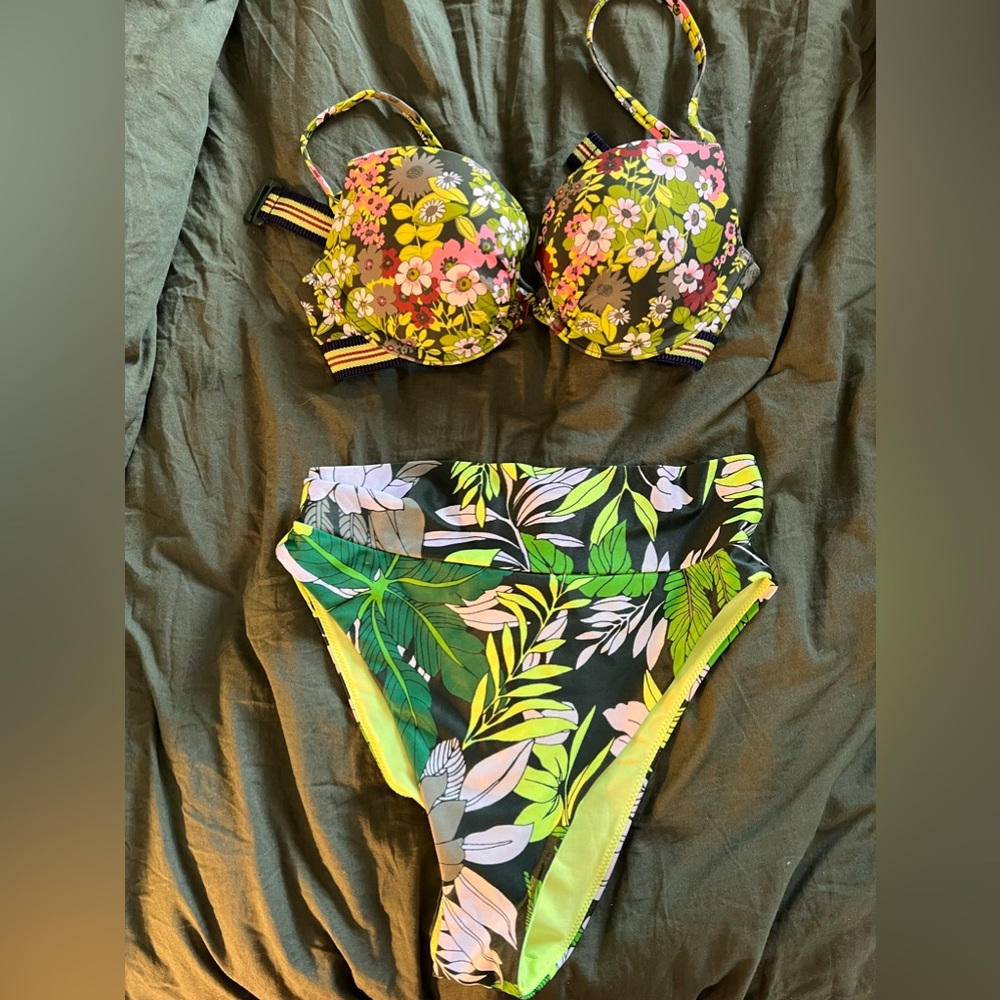 Aerie Swim Set
